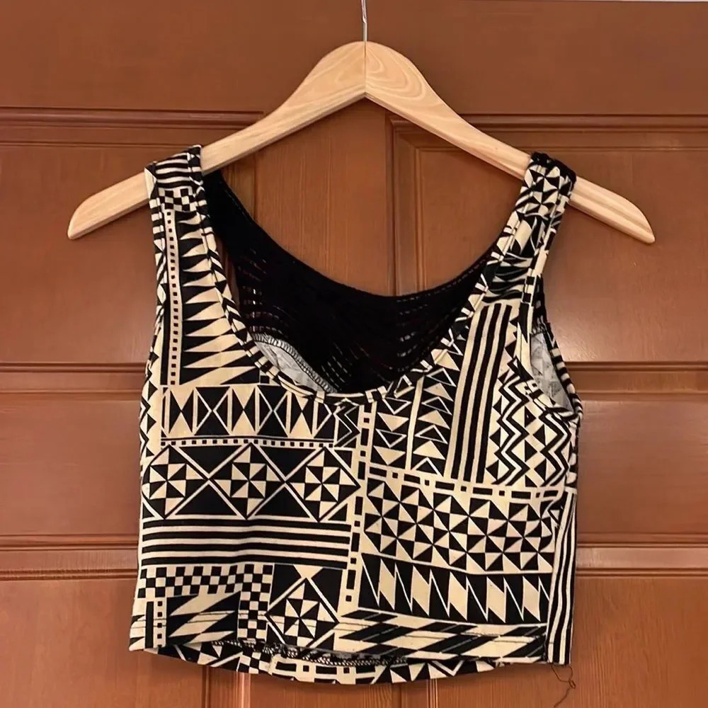 ELODIE cream and black womans crop tank top - Picture 5 of 7